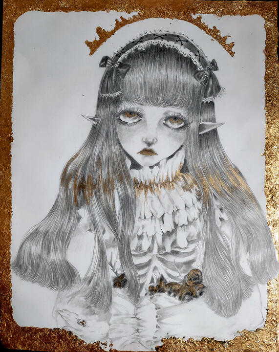 Mourning Blossom - Graphite w Gold